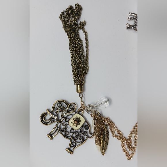 ELEPHANTS- 2 Elephant Themed Necklaces. Excellent condition.  Salvaged - Picture 12 of 14